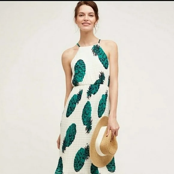 Anthropologie Sunday in Brooklyn Pineapple Green/White pleated dress - Size M Anthropologie Sunday in Brooklyn Pineapple Green/White pleated dress - Size M